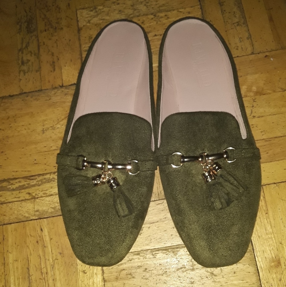 Riveted Women's slides